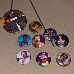Stranger things button set